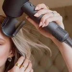 Uscător de păr profesional ionizant cu 5 accesorii magnetice - VELOSILK®, usctor de pr profesional ionizant cu 5 accesorii magnetice velosilk