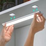 Lampă LED magnetică wireless cu senzor de mișcare - NIGHTRAIL®