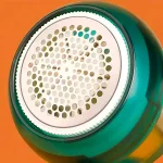 Dispozitiv pentru îndepărtarea mușchiului și scamelor de pe țesături - FUZZOFF®, ustroistvo za premahvane na mah i vlasinki ot takani fuzzoff